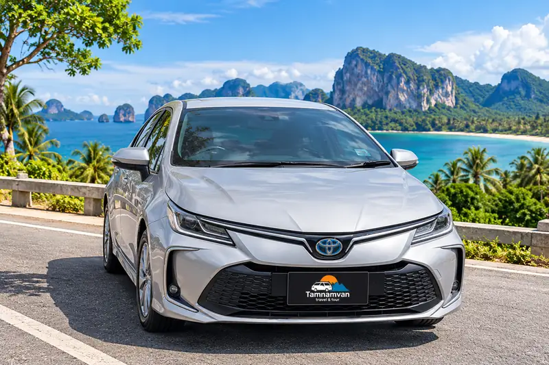 Toyota Corolla รถเก๋ง พร้อมคนขับ